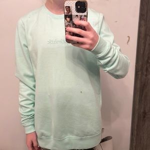 oversized sweatshirt